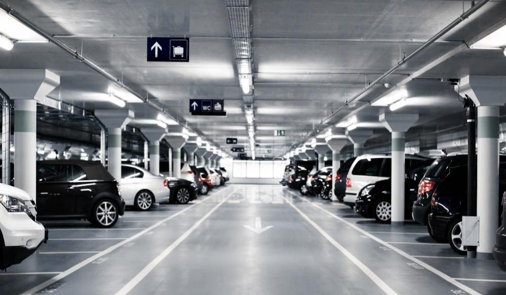 Росреестр установил минимально допустимые размеры машино-места